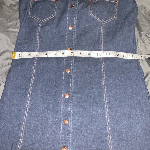 Dress - Picture 5 of 10